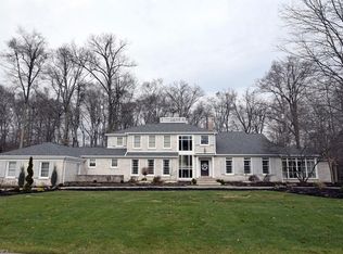 334 Hunters Hollow Dr SE, Warren, OH 44484