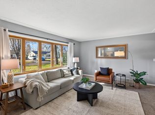 319 Jefferson Ave S, Hopkins, MN 55343