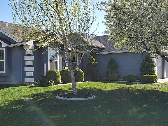 2nd image of 502 S Cool Creek Cir