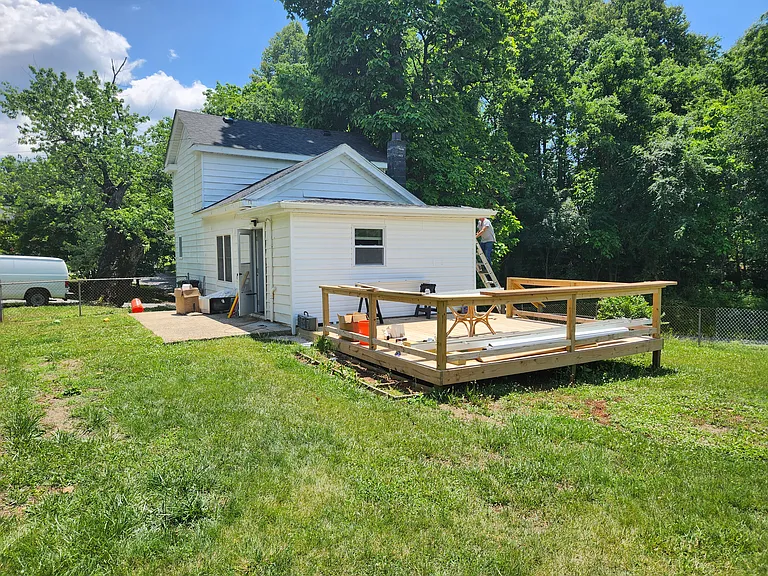 2335 Easley Ave — Photo 23