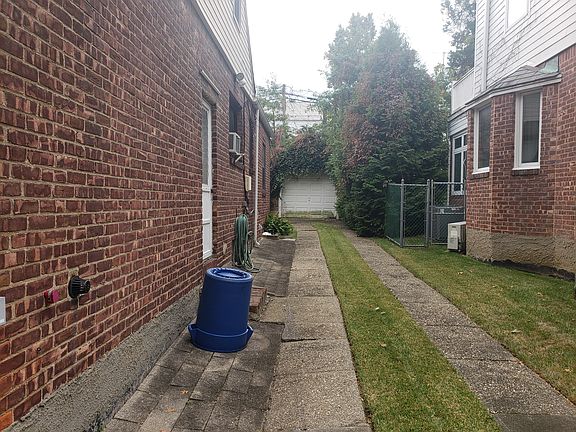 2nd image of 21700 50th Ave