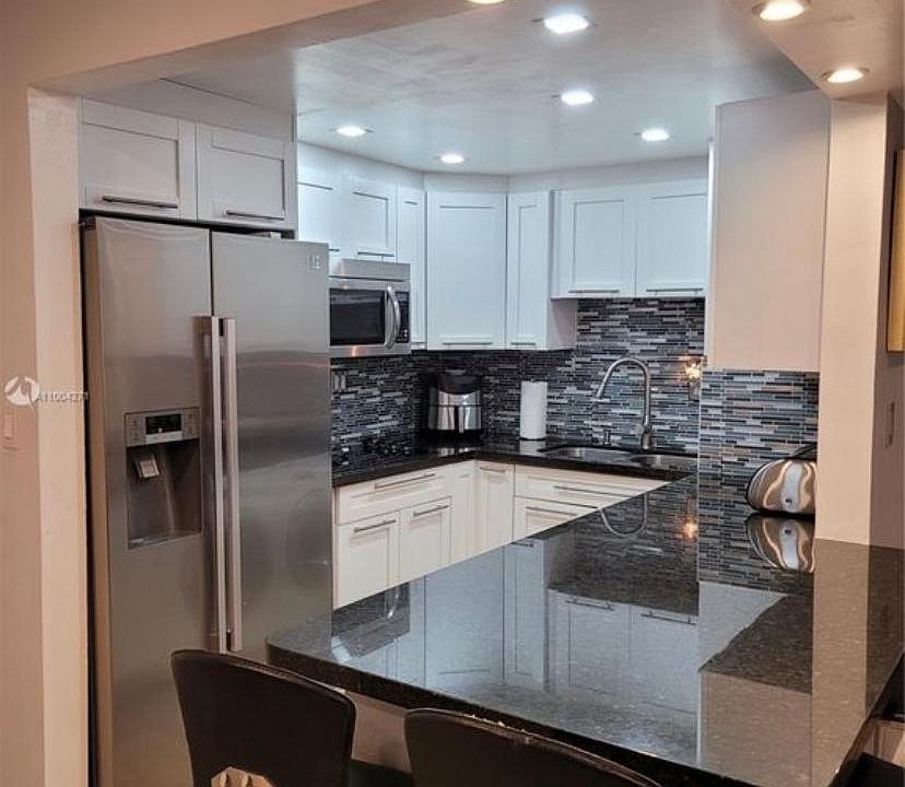 1st image of 505 NW 72nd Ave APT 214