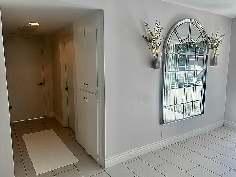 5055 Ludgate Dr — Photo 20