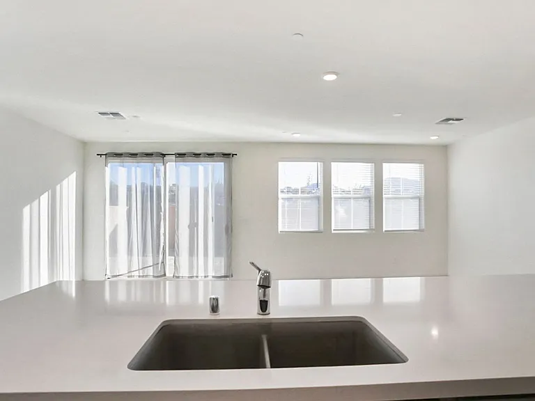 3151 Segesta Ave — Photo 11