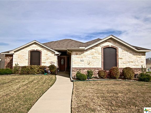 2nd image of 4921 Jeanine Dr