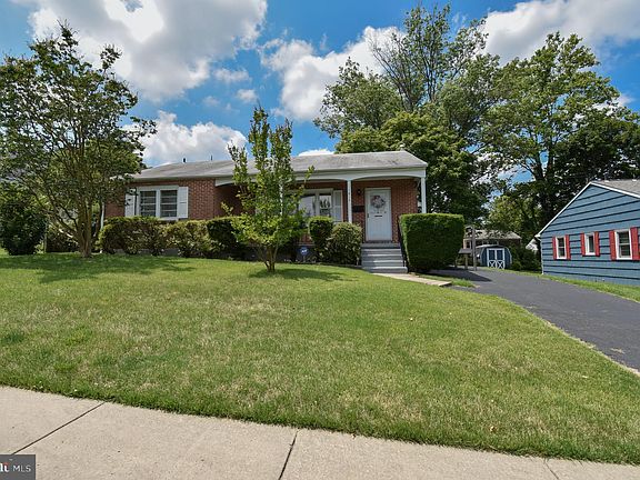 2nd image of 1810 Belfield Ave
