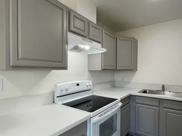 2109 North Daley Street, 2109 N Daley St #B, North Las Vegas, NV 89030