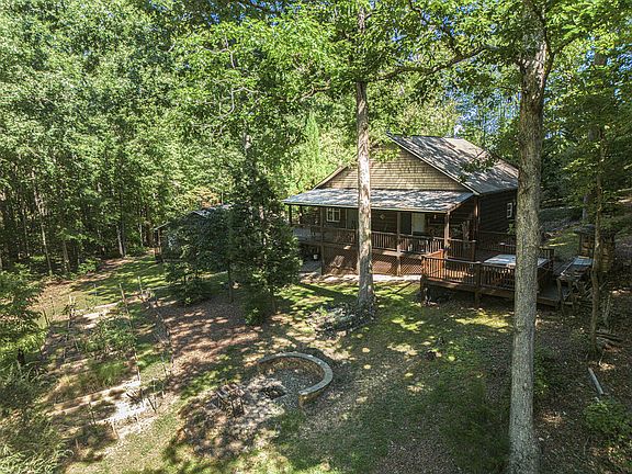 4th image of 150 Trail Tree Dr