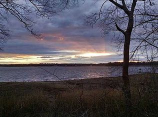 87 Acre Ave, Barrington, RI 02806