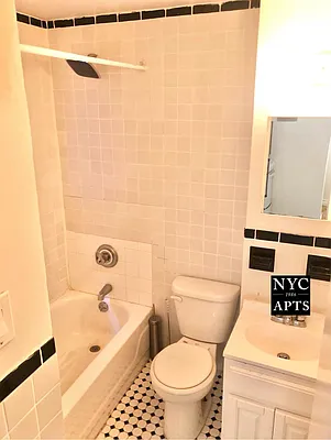 Rented by New York City Apartments | media 6