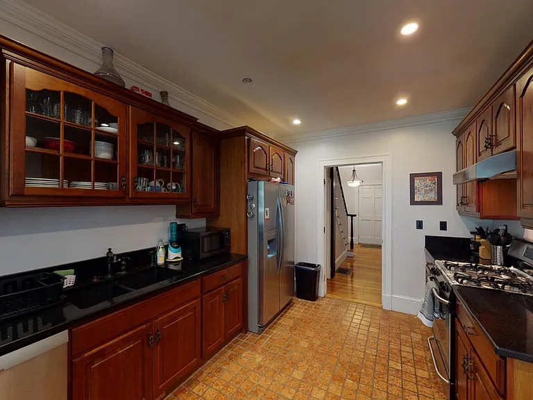 10 Ashton Pl — Photo 6