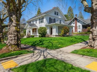 2531 NE Stanton St, Portland, OR 97212