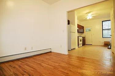 Rented by aptsandlofts.com