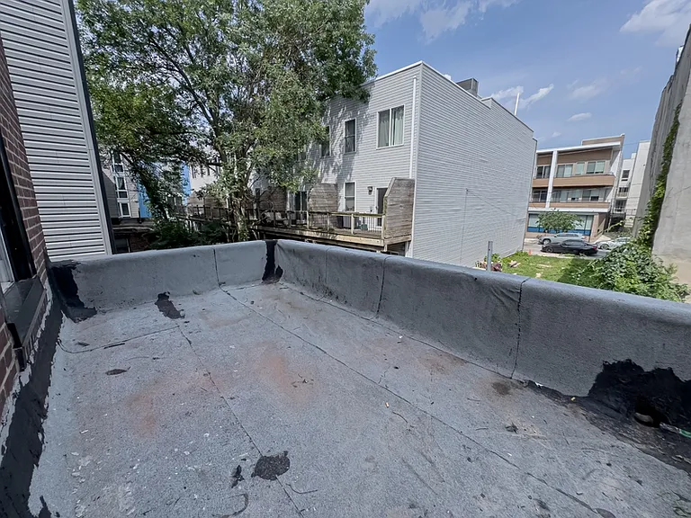 1223 N Franklin St #2R — Photo 43
