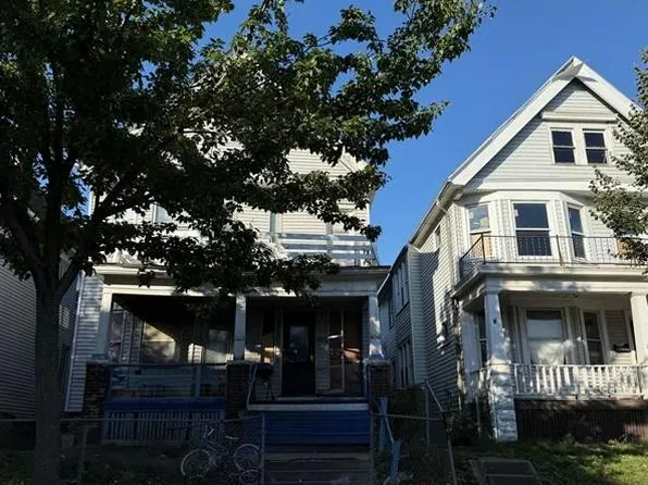 2623 N 29th St, Milwaukee, WI 53210