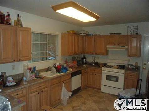 5th image of 8504 Orion Ave