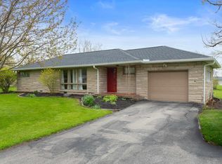 3105 E Winwood Dr, Muncie, IN 47303
