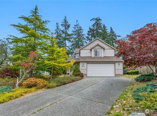 2304 42nd Pl, Anacortes, WA 98221