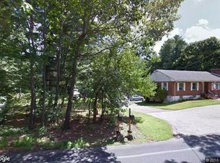 16 River St, Middleton, MA 01949