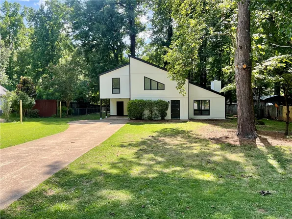 901 Tacoma Dr, Auburn, AL 36830