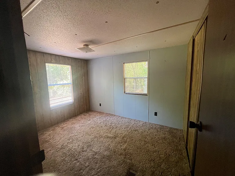 12 Country Meadow Ln #12 — Photo 3