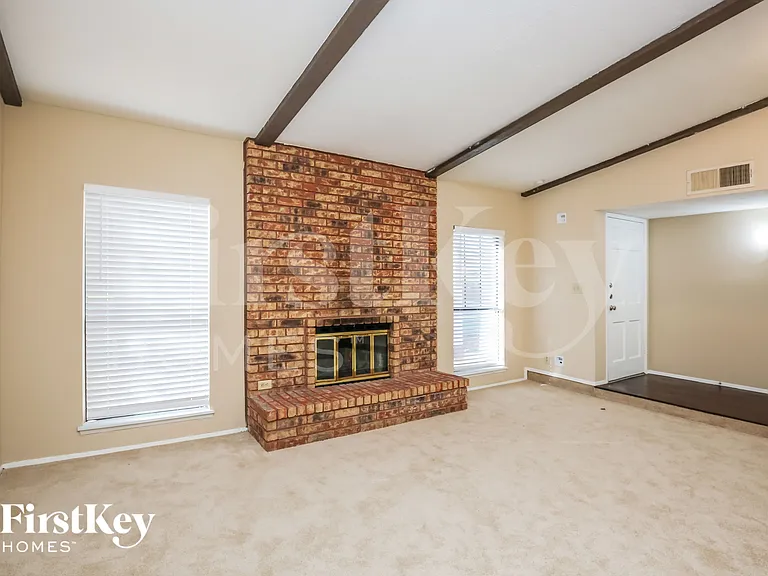 3409 Ardis Dr — Photo 3