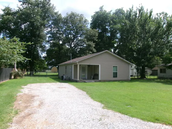 703 Fisher Ave, Monette, AR 72447