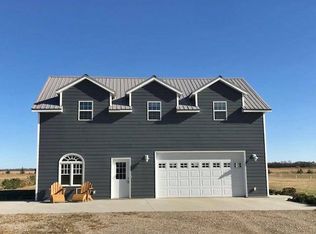 924 Prairiewood Ln, Warwick, ND 58381