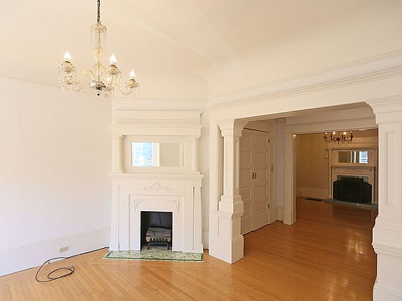 4th image of 136B Downey St