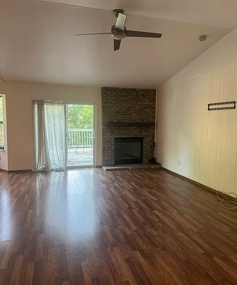 432 Tumulty Dr — Photo 3