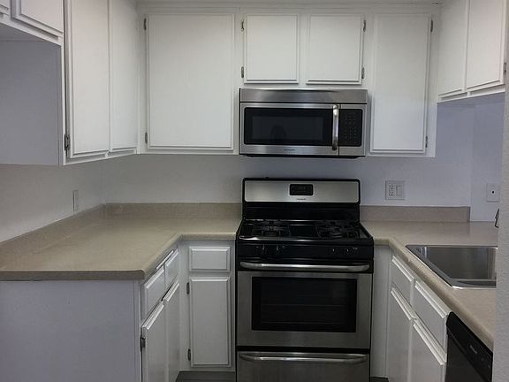 5th image of 12617 Eucalyptus Ave APT 14
