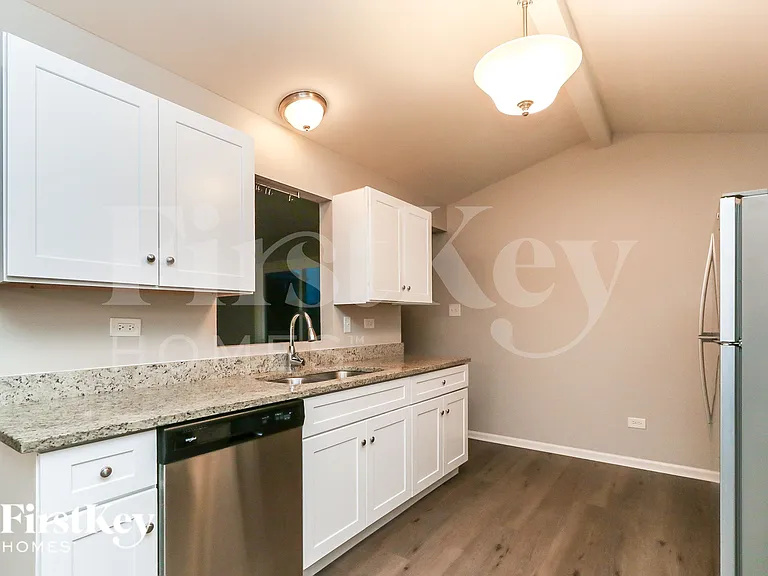 2105 Three Forks Dr — Photo 6