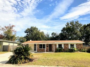 3031 Dalehurst Dr W, Jacksonville, FL 32277