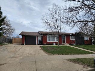 2310 6th Ave E, Williston, ND 58801