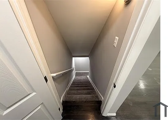 10 Walnut Ave — Photo 12