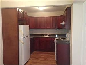 1st image of 3961 Carpenter Ave