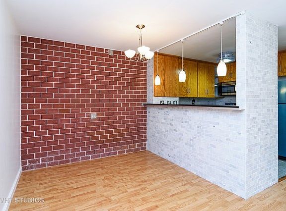 4th image of 5600 Astor Ln APT 218