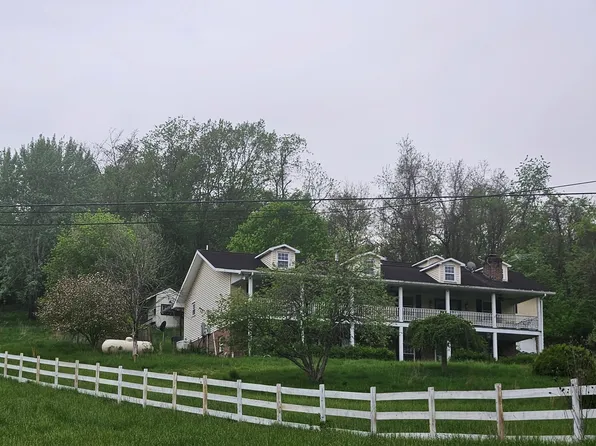 174 Adamson Rd, Marianna, PA 15345