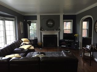 2387 Glendon Rd, University Heights, OH 44118