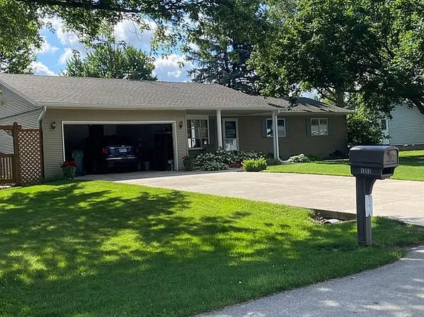 1353 N Bush Ave, Kankakee, IL 60901