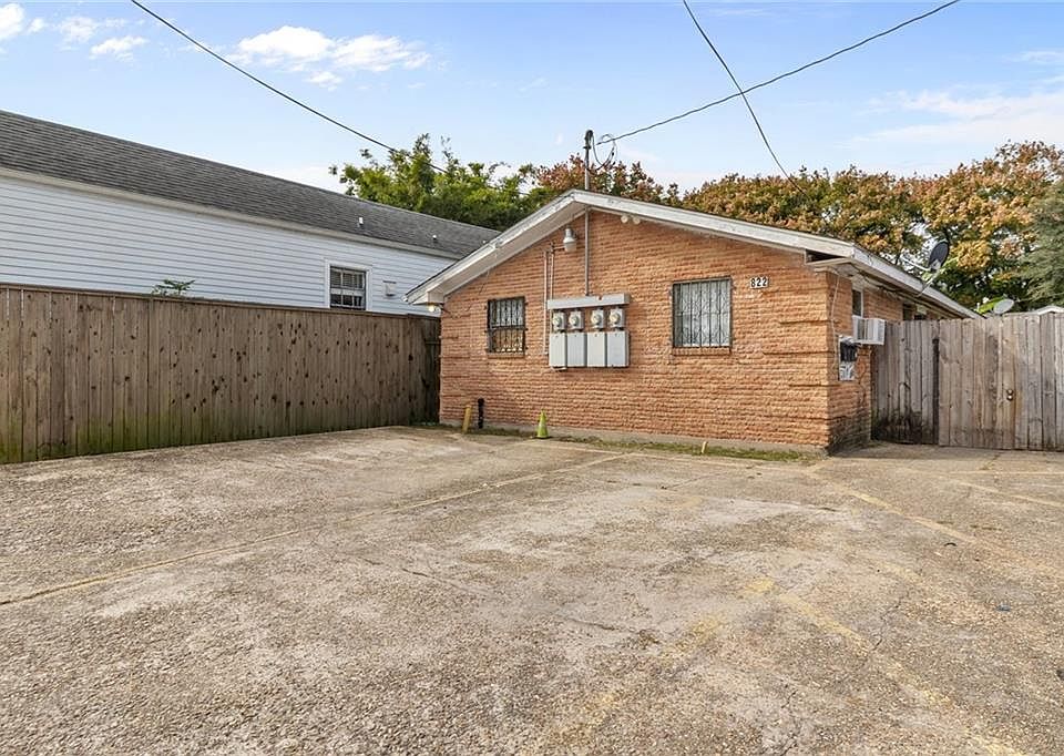 1st image of 822 Delery St