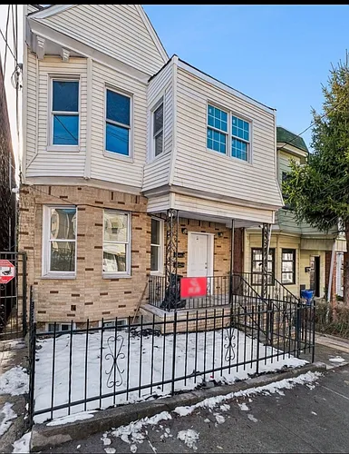 275 Claremont Ave #2 Photo 1