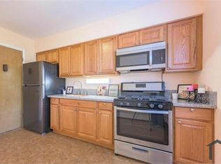 6823 N Seeley Ave #2, Chicago, IL 60645
