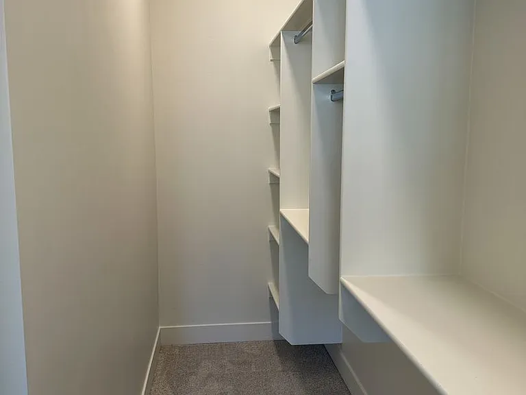 915 S Willow Dr — Photo 16