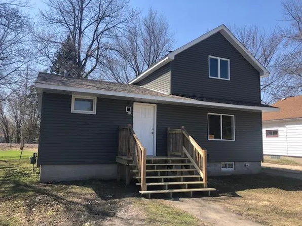 512 4th Ave SE, Waseca, MN 56093