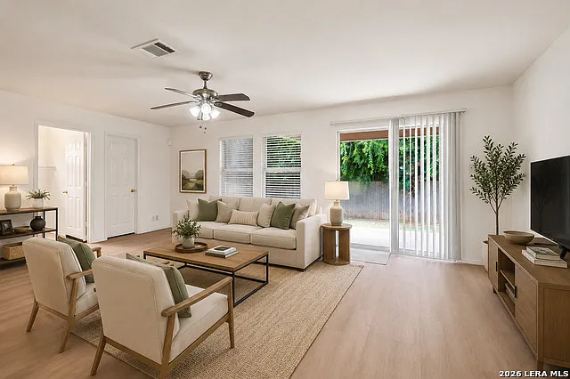 6238 Cypress Cir