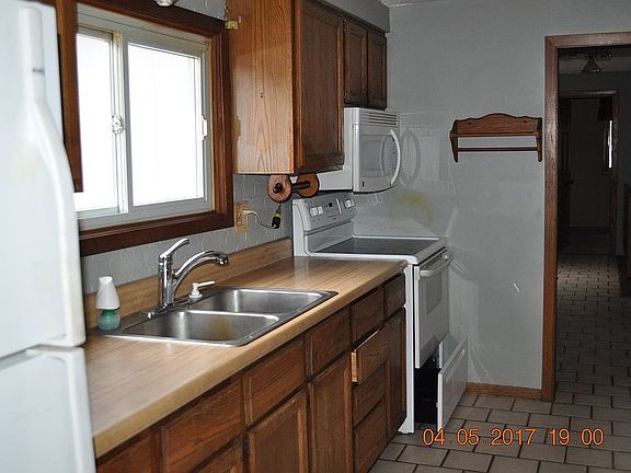 3rd image of 189 Australian Ave