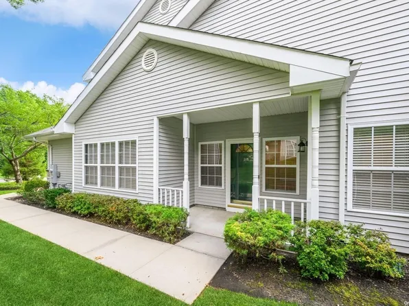 56 Willow Wood Drive #56, East Setauket, NY 11733