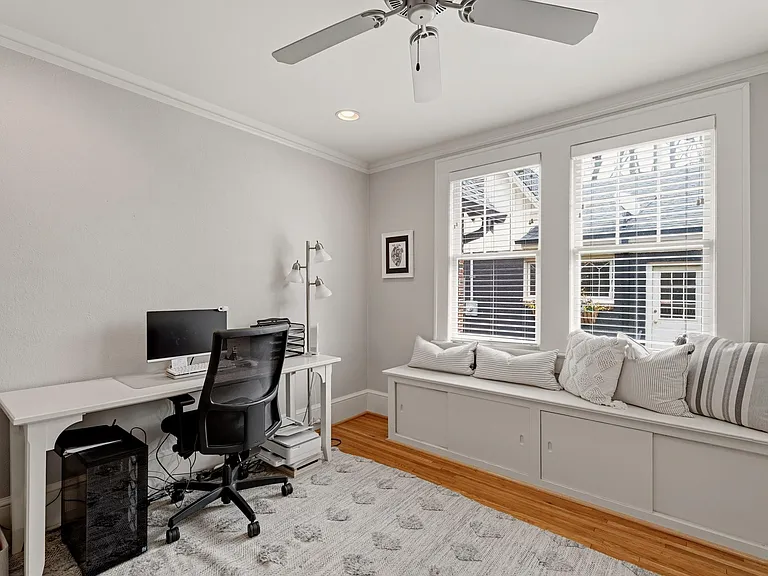 309 Randall St — Photo 28