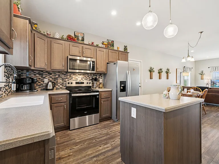 8466 Golden Fields Ln #B — Photo 10